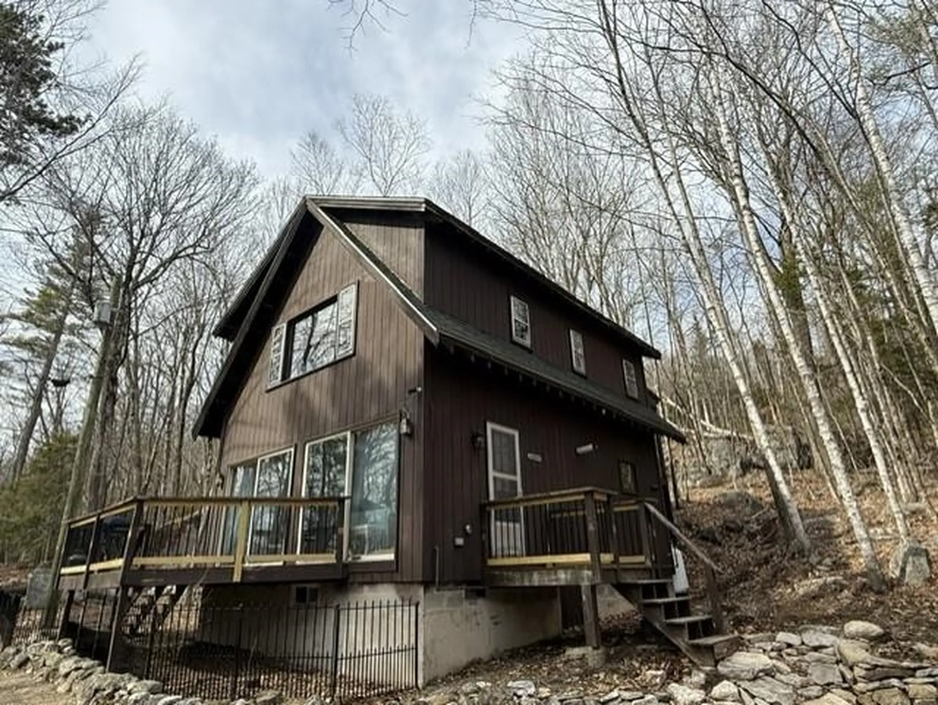 702 Little Sunapee Road New London NH 03257