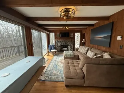 702 Little Sunapee Road New London NH 03257