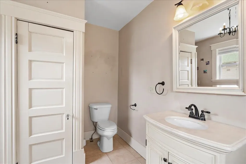 570 South Main Street Alburgh VT 05440