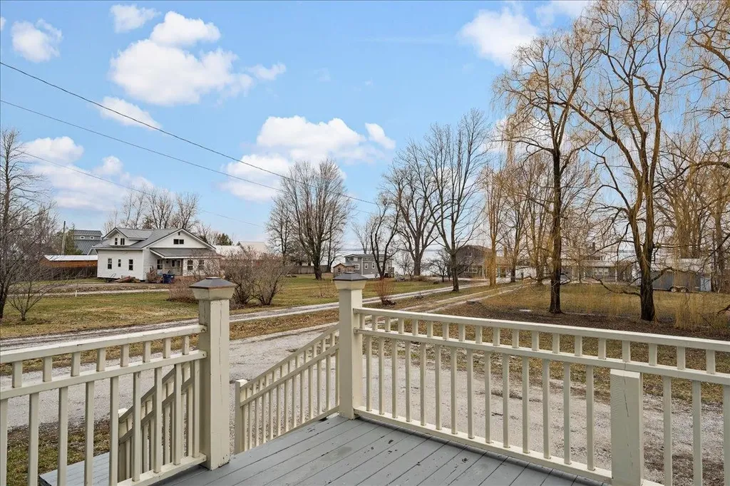 570 South Main Street Alburgh VT 05440