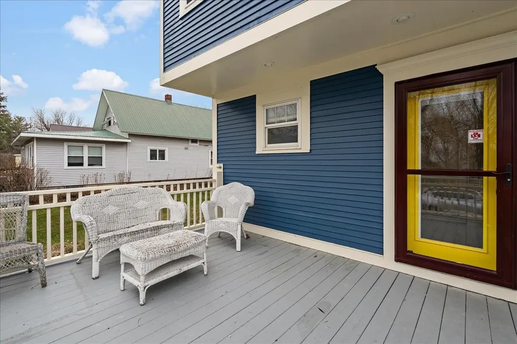 570 South Main Street Alburgh VT 05440
