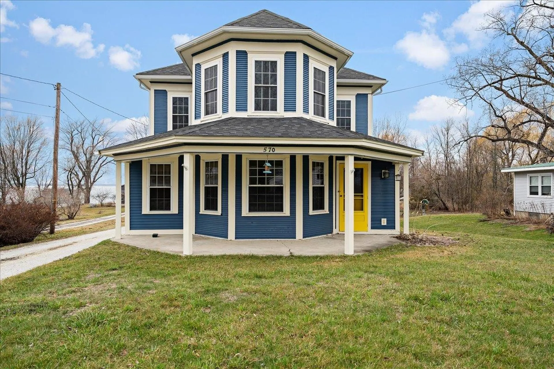 570 South Main Street Alburgh VT 05440