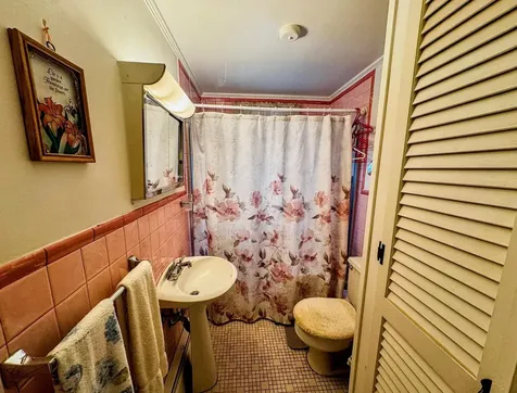 47 Sycamore Lane Shaftsbury VT 05262