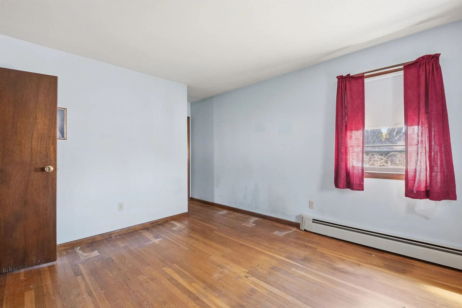 11 Thompson Avenue Hooksett NH 03106