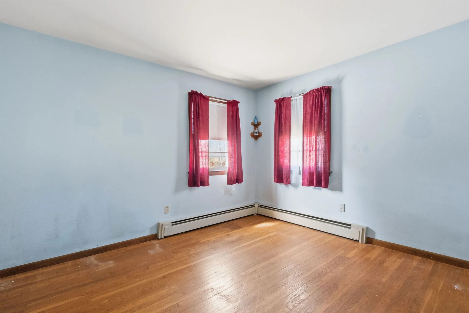 11 Thompson Avenue Hooksett NH 03106