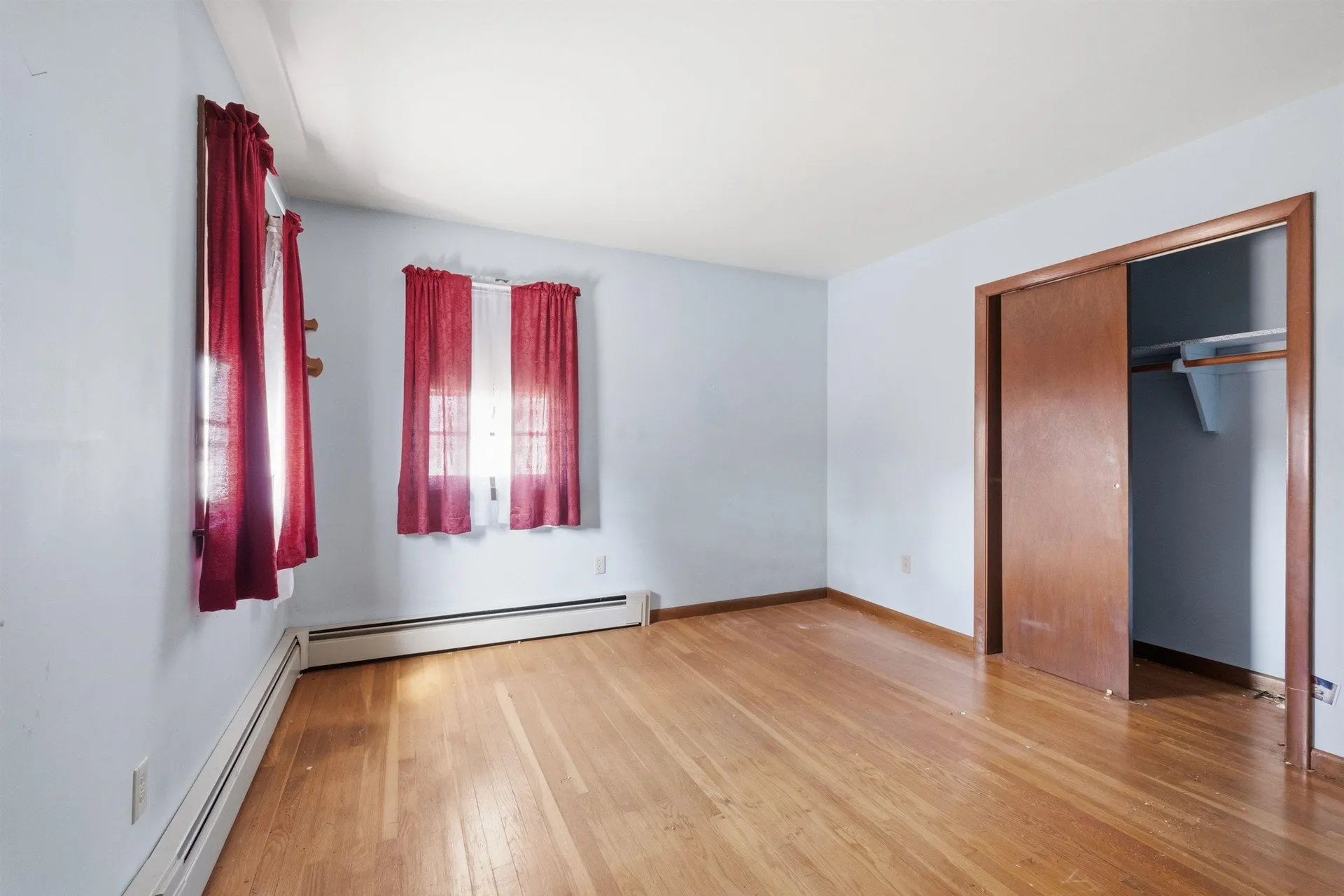 11 Thompson Avenue Hooksett NH 03106