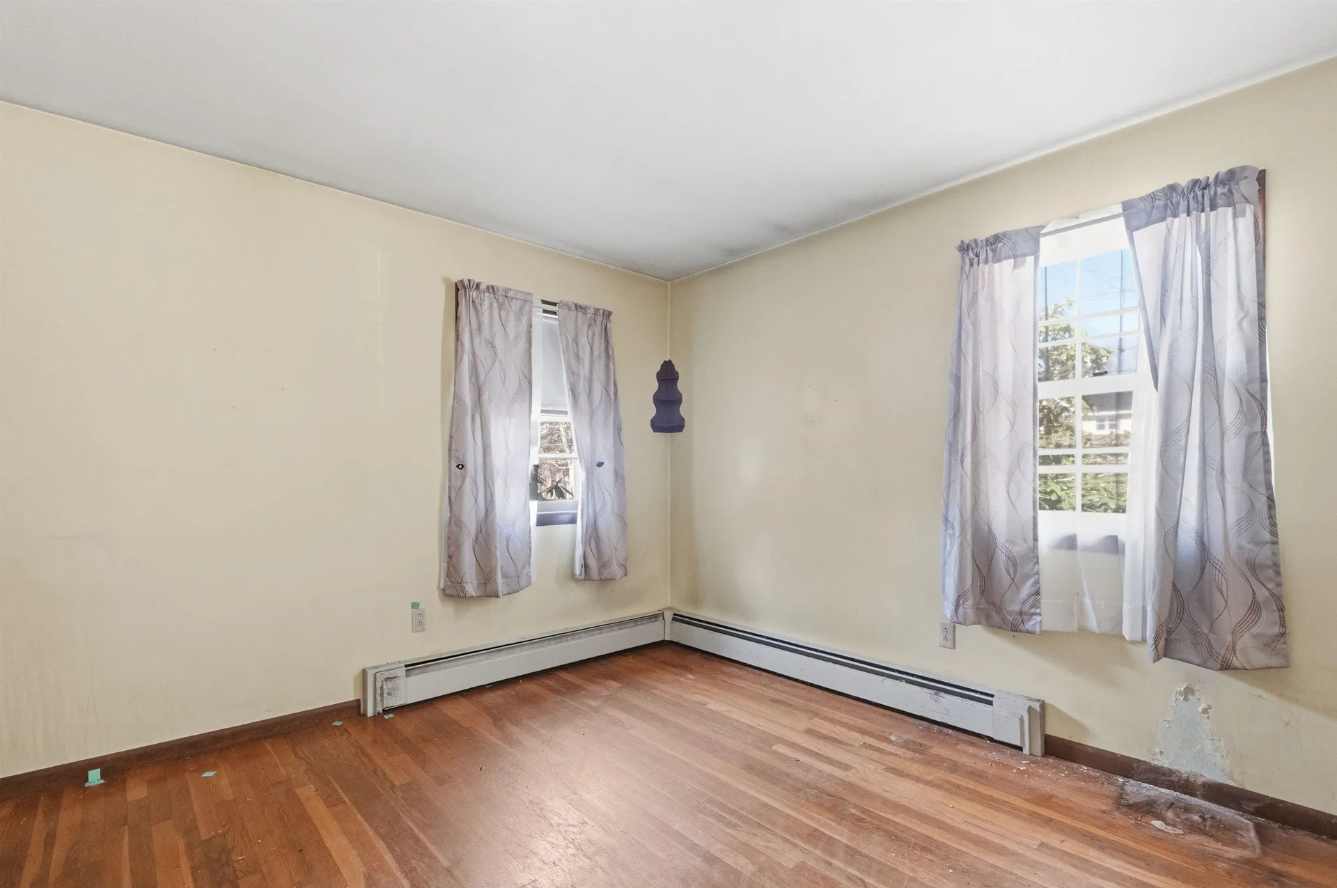 11 Thompson Avenue Hooksett NH 03106