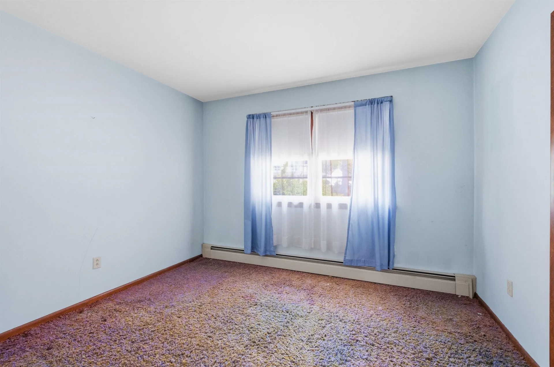 11 Thompson Avenue Hooksett NH 03106