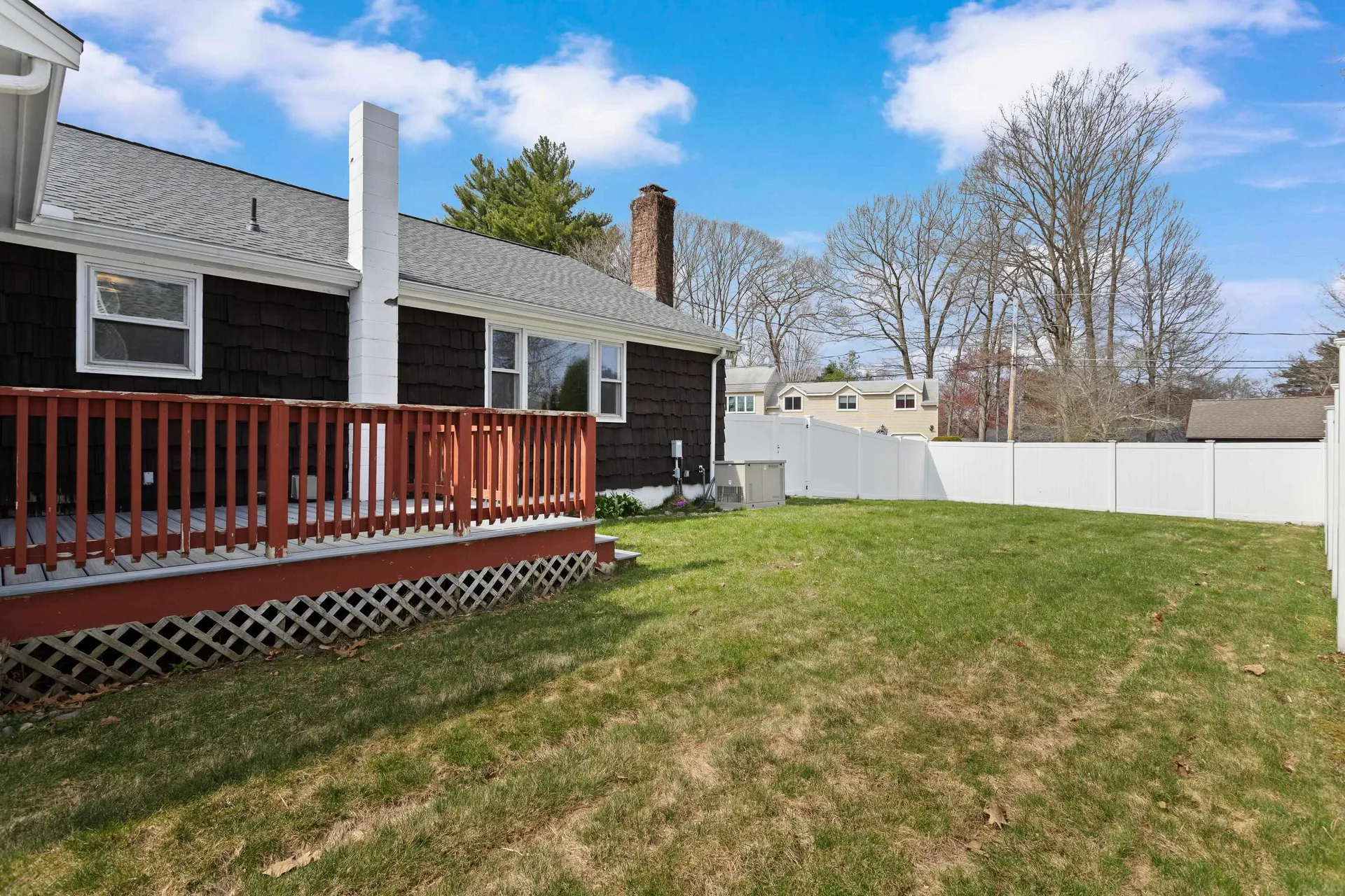 12 Colonial Circle Hampton NH 03842-3317