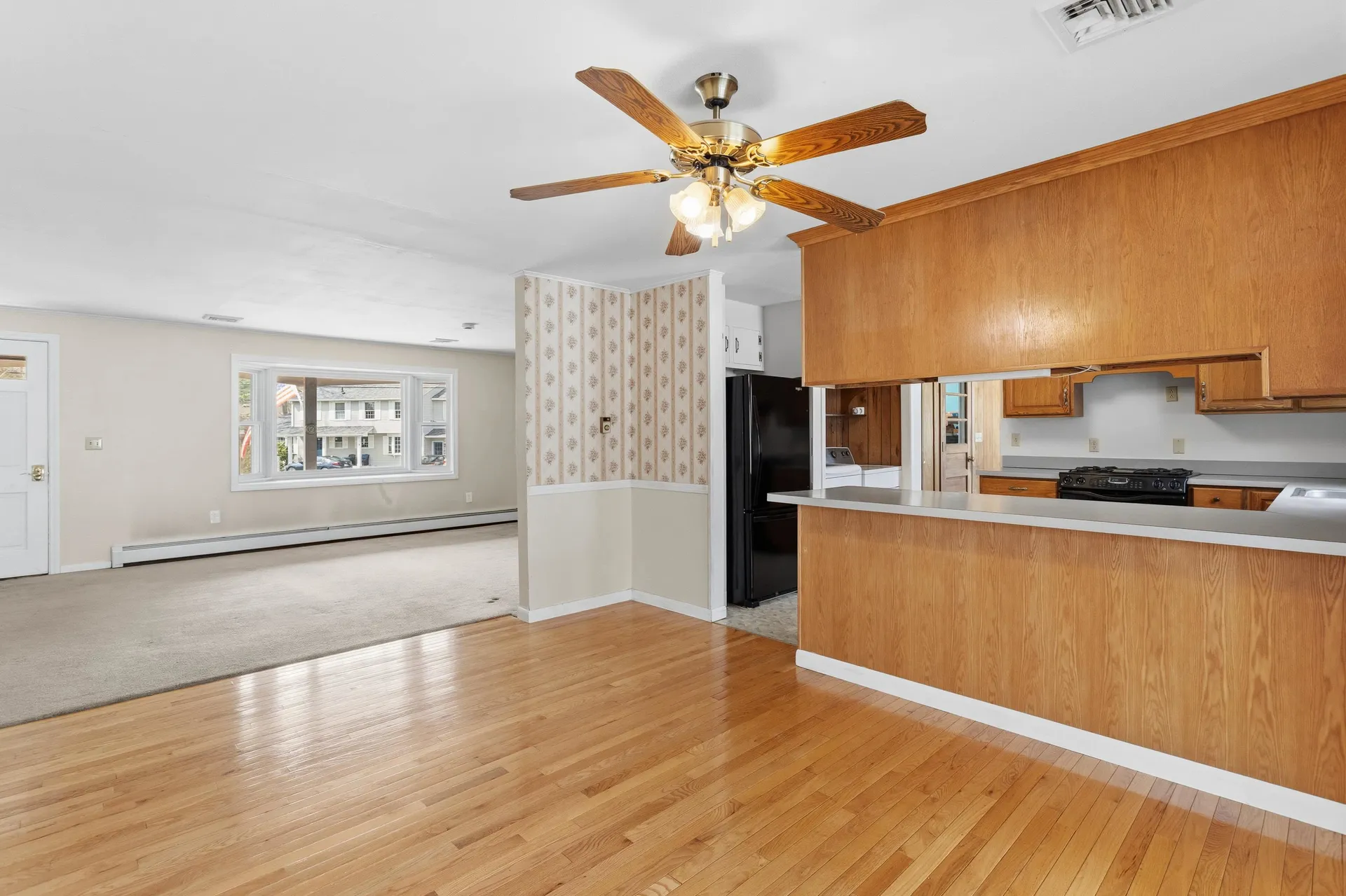 12 Colonial Circle Hampton NH 03842-3317