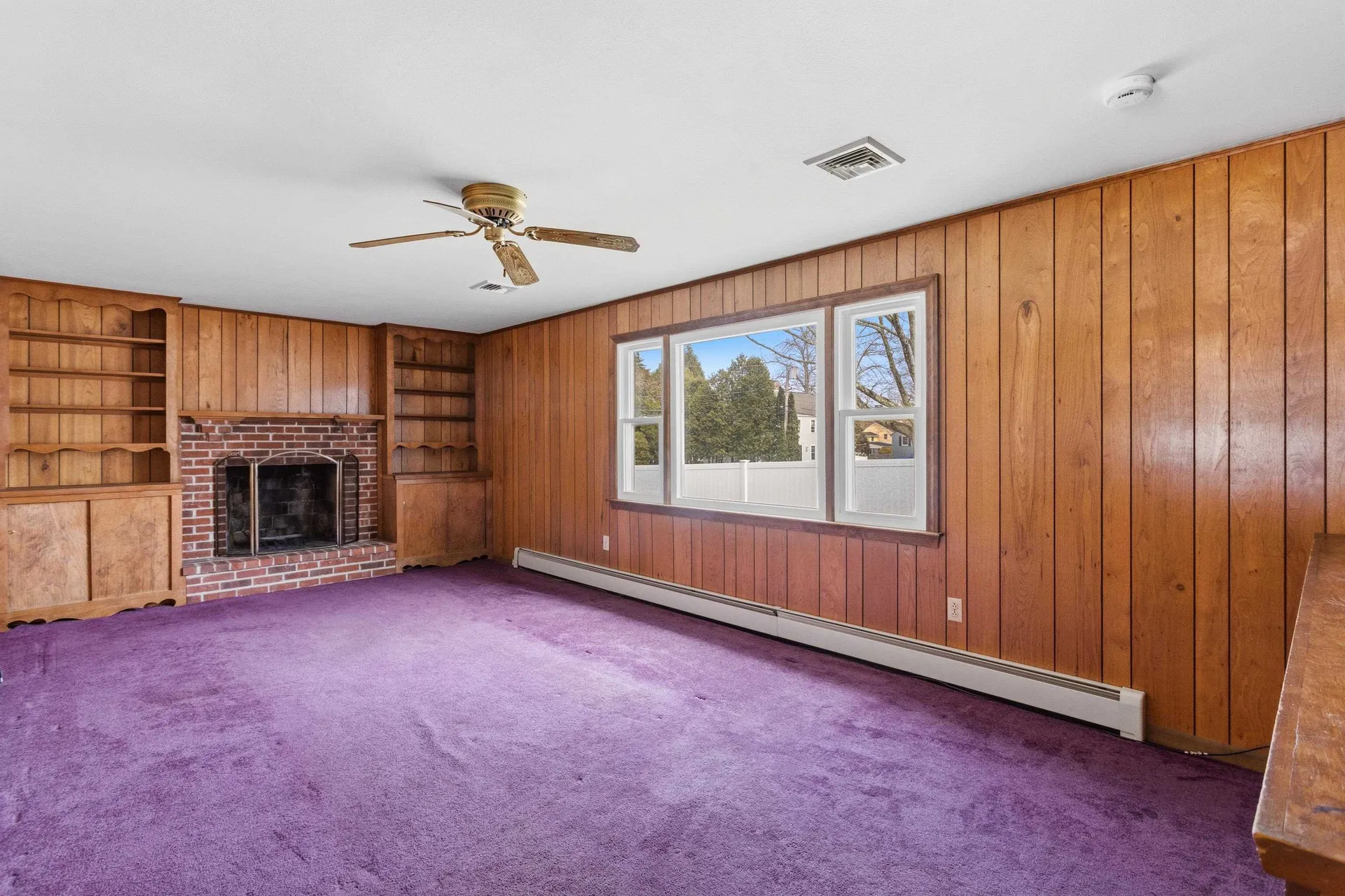 12 Colonial Circle Hampton NH 03842-3317