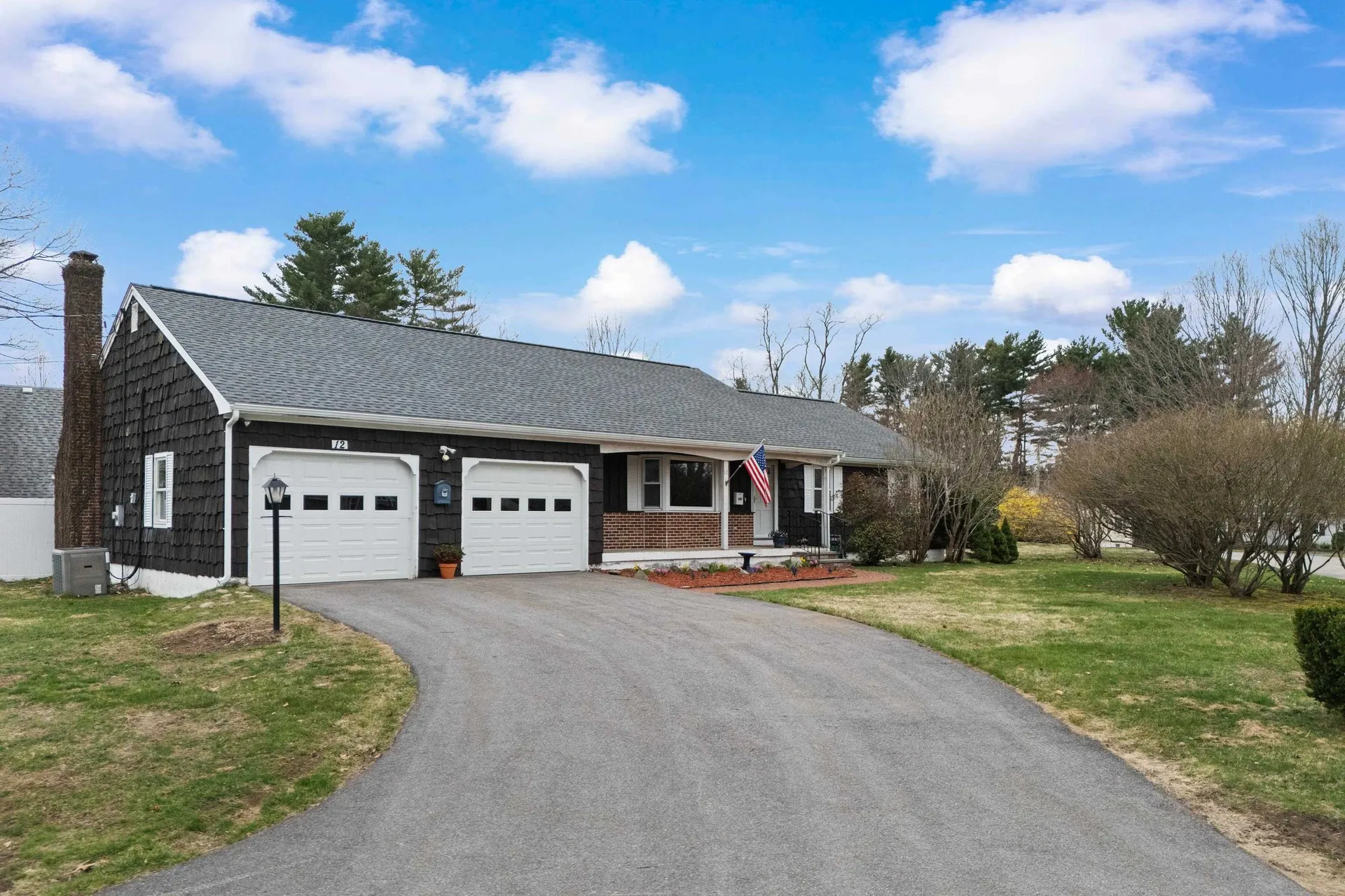 12 Colonial Circle Hampton NH 03842-3317