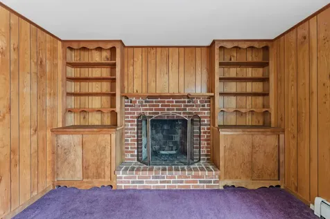 12 Colonial Circle Hampton NH 03842-3317