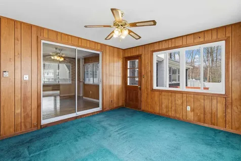 12 Colonial Circle Hampton NH 03842-3317