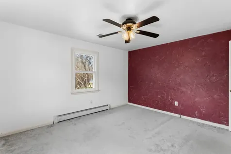 12 Colonial Circle Hampton NH 03842-3317
