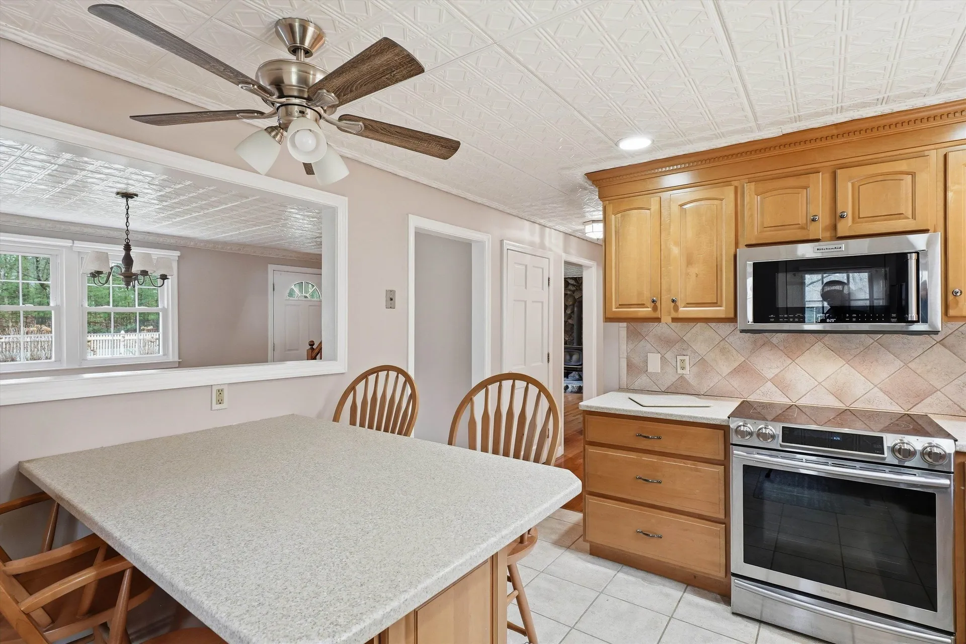 24 Fordway Extension Windham NH 03087