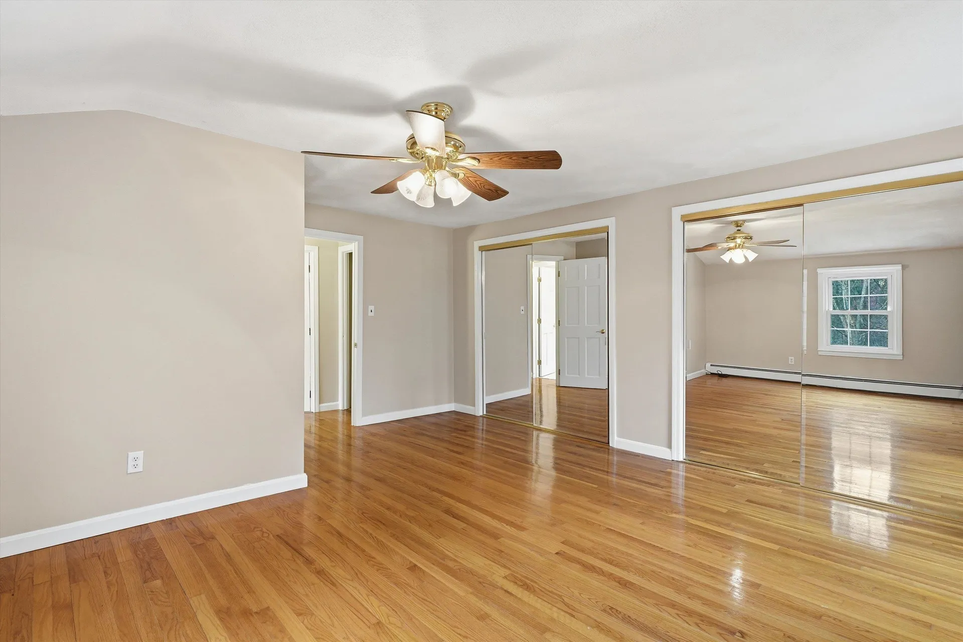 24 Fordway Extension Windham NH 03087