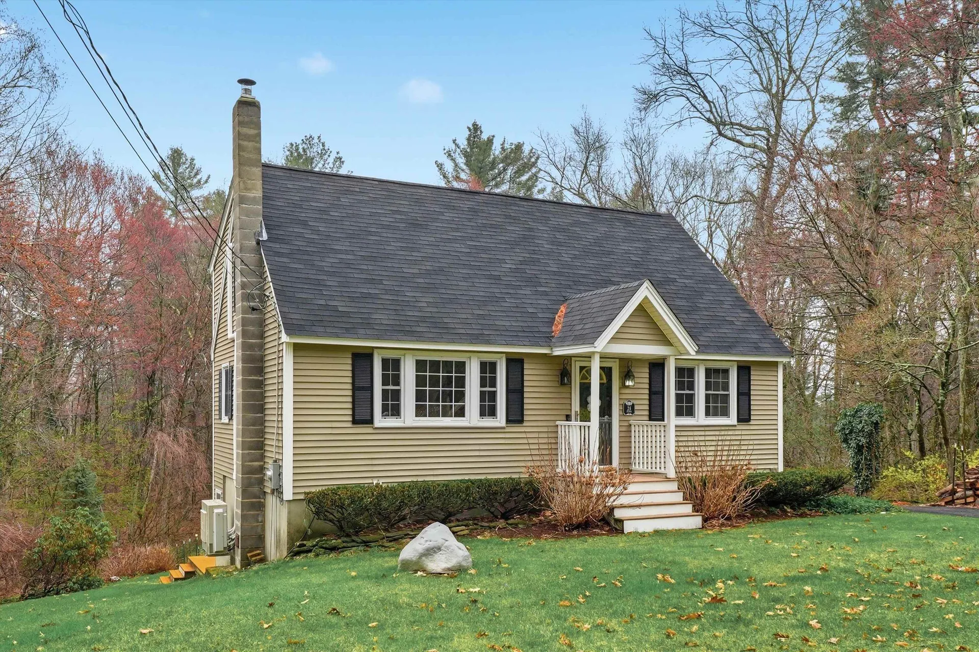 24 Fordway Extension Windham NH 03087