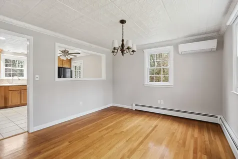 24 Fordway Extension Windham NH 03087