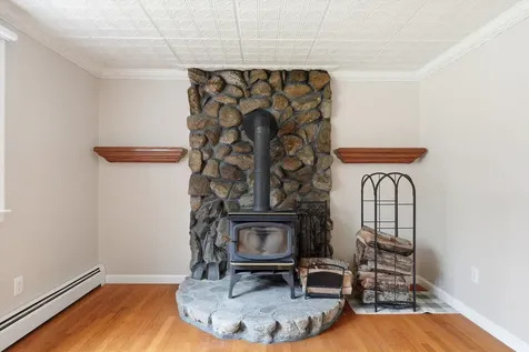 24 Fordway Extension Windham NH 03087