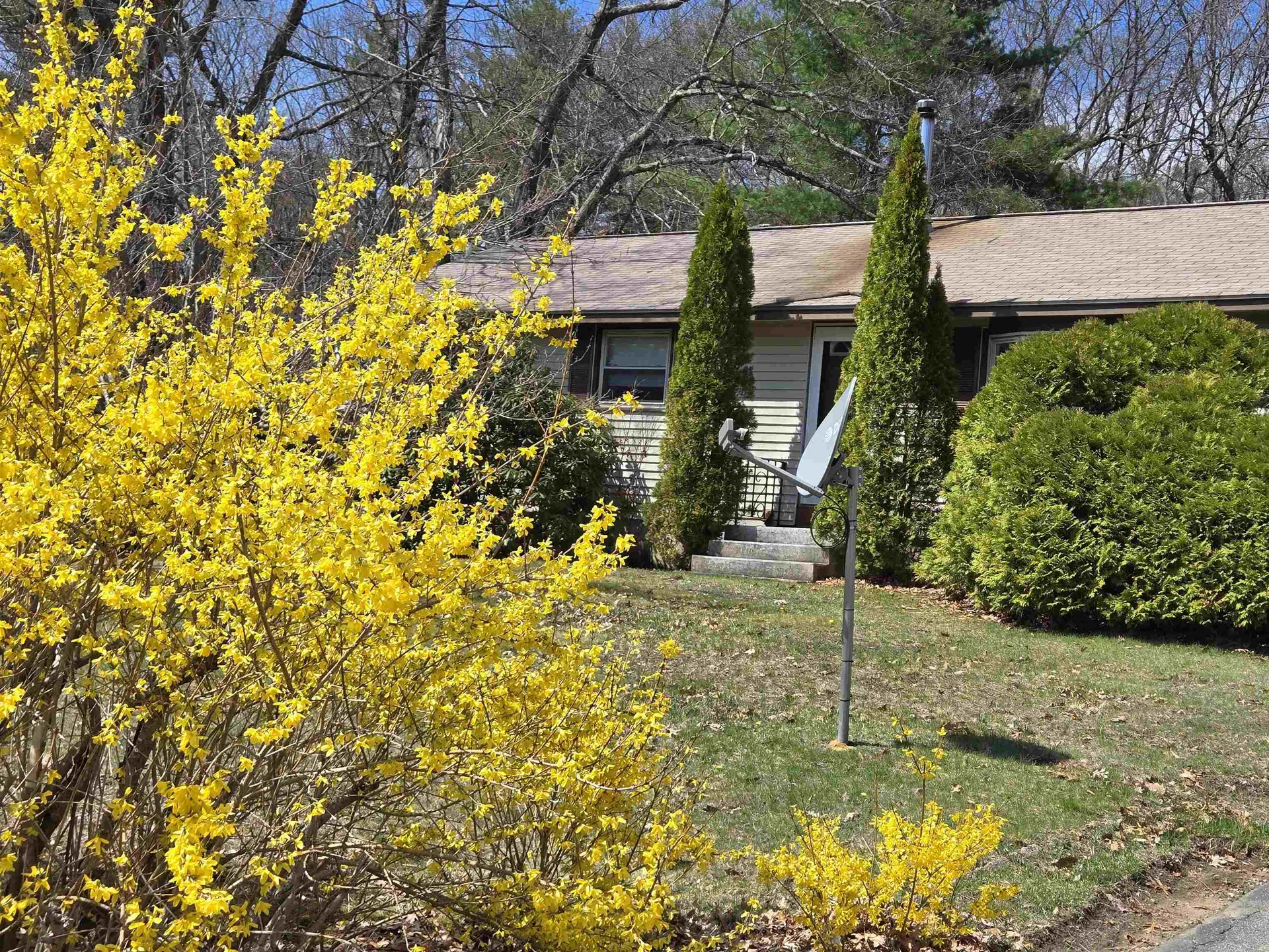37 Country Club Lane Merrimack NH 03054