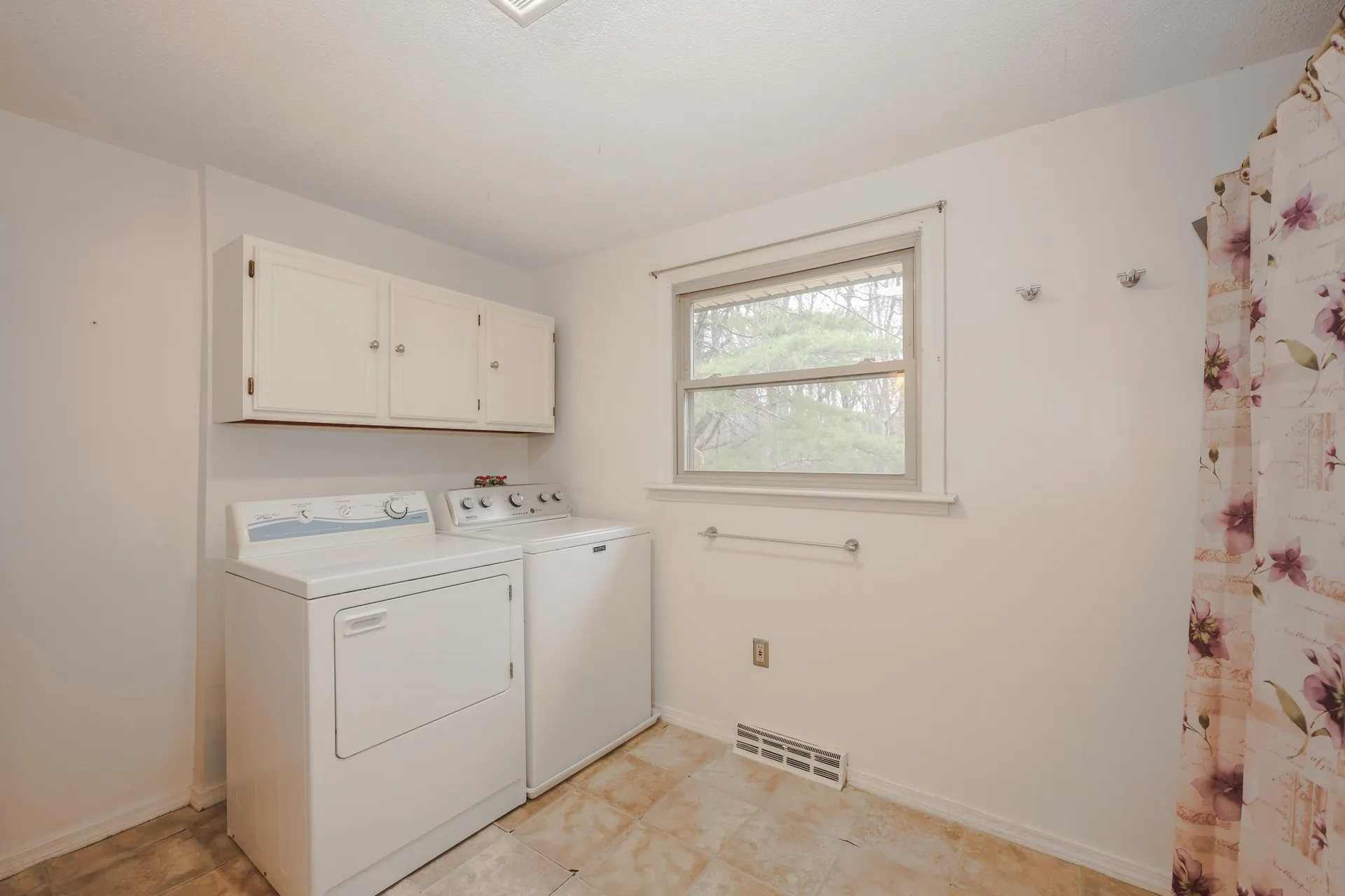 37 Country Club Lane Merrimack NH 03054