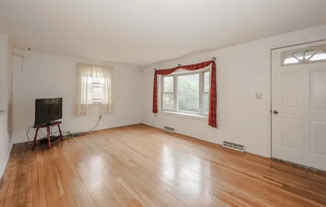 37 Country Club Lane Merrimack NH 03054