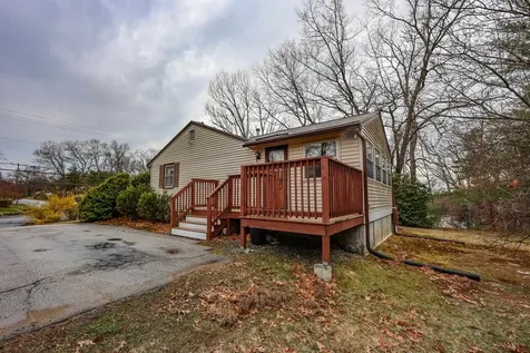 37 Country Club Lane Merrimack NH 03054