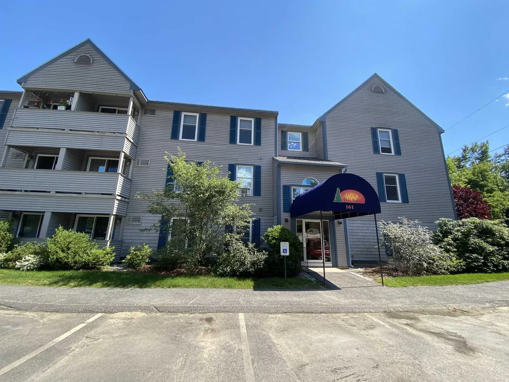 173 Eastern Avenue Manchester NH 03104