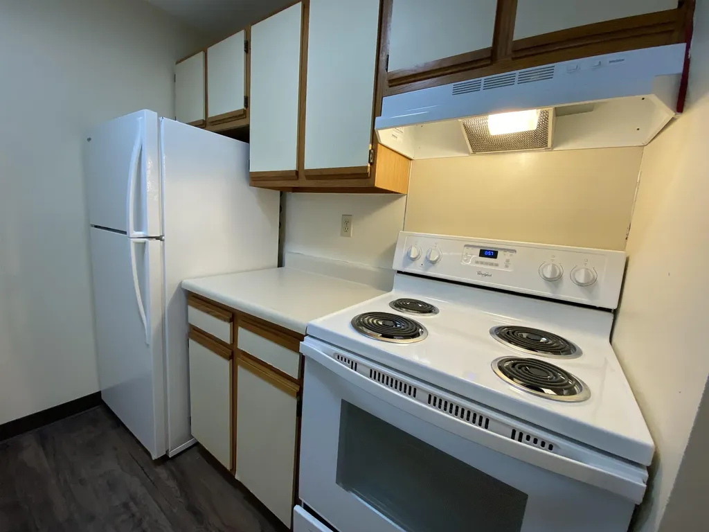 173 Eastern Avenue Manchester NH 03104