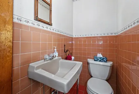 12 Miltimore Road Derry NH 03038