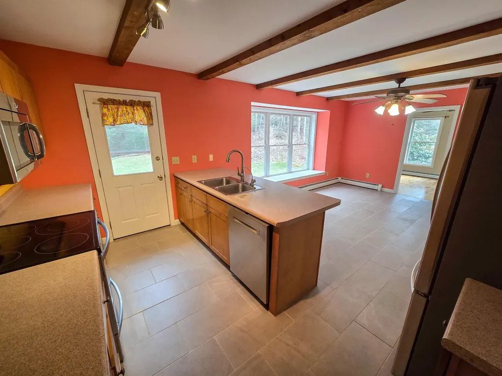 90 Hidden Pasture Road Hinesburg VT 05461