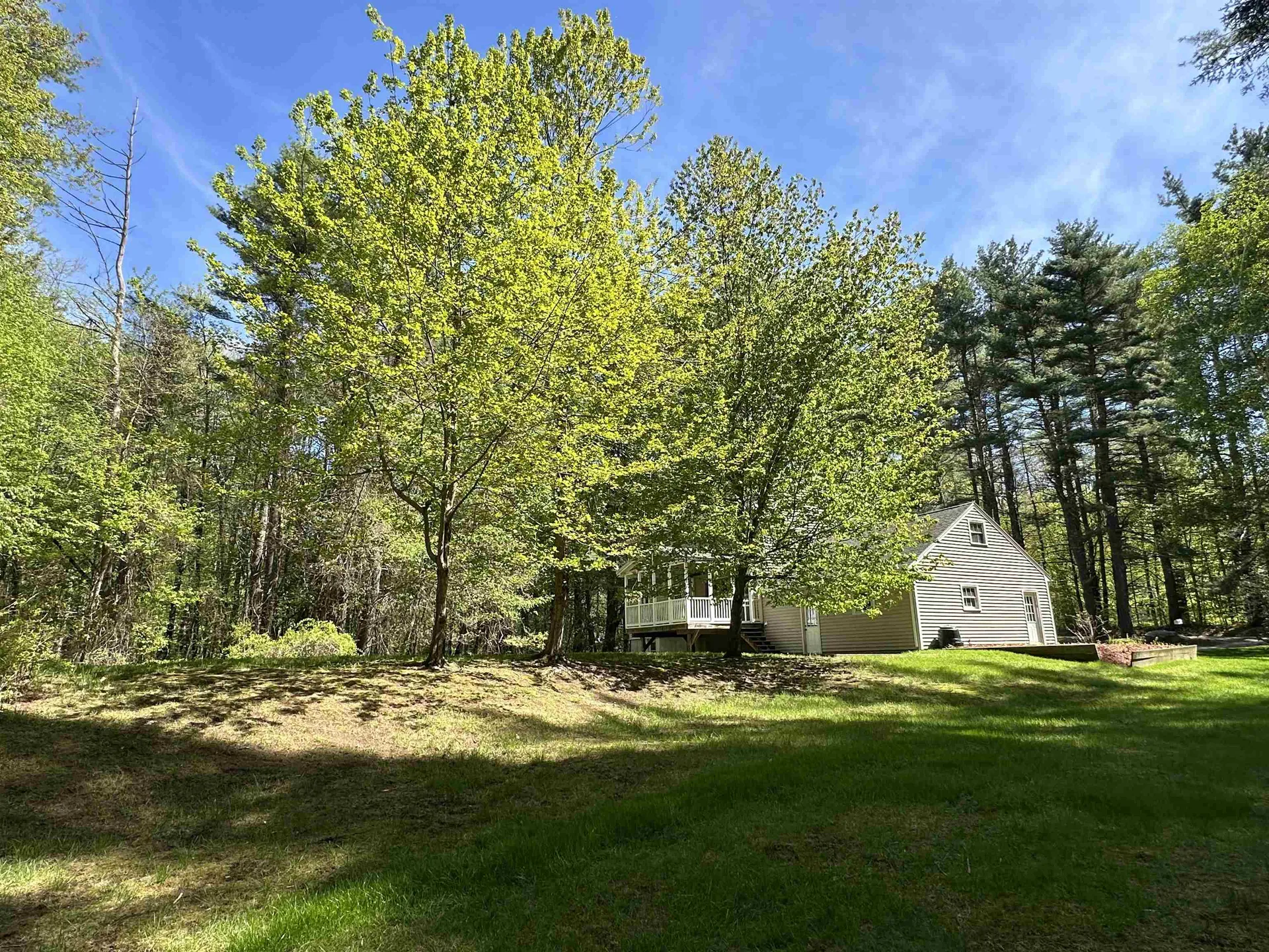 4 Schoolhouse Road Amherst NH 03031