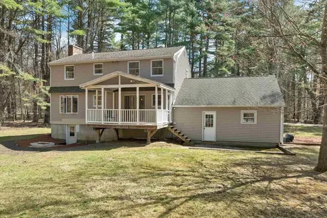 4 Schoolhouse Road Amherst NH 03031