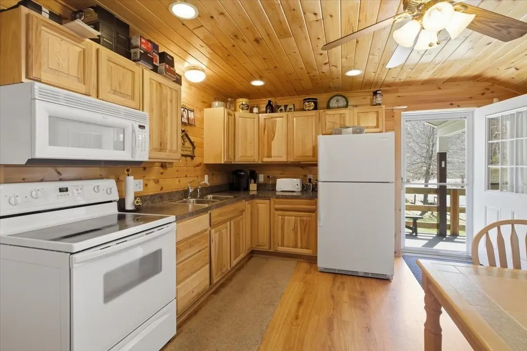 3510 Rupert Road Sandgate VT 05250