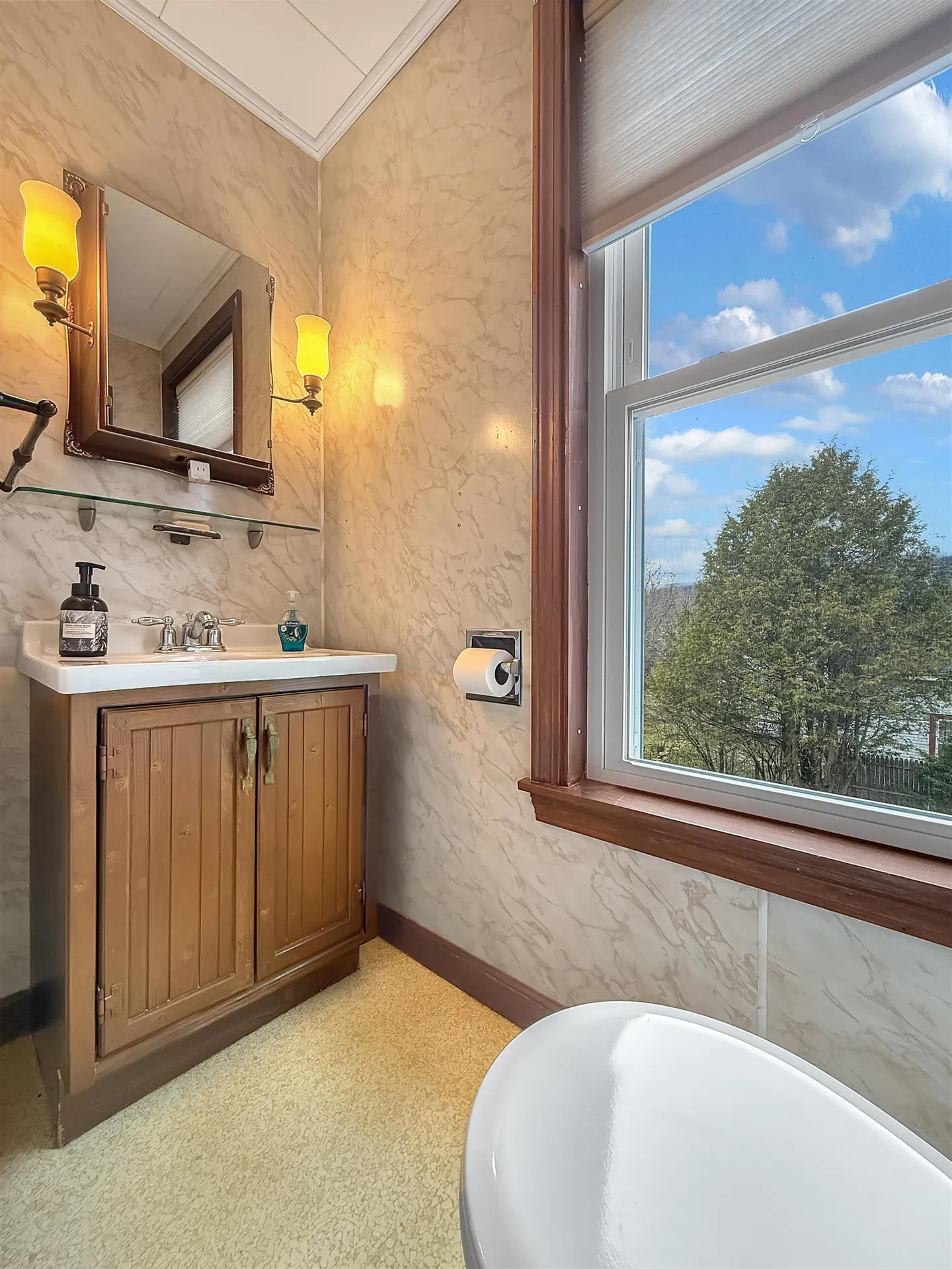 58 Pleasant Street Colebrook NH 03576