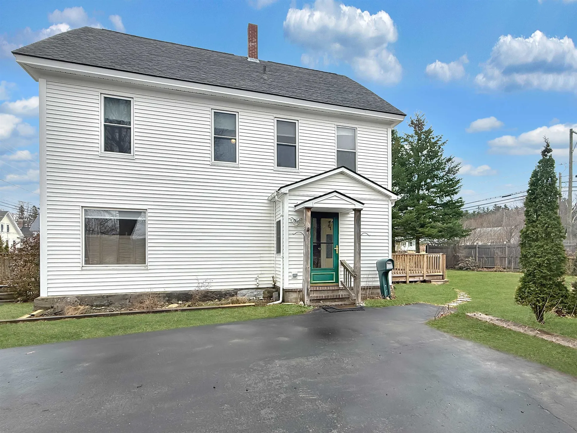 58 Pleasant Street Colebrook NH 03576
