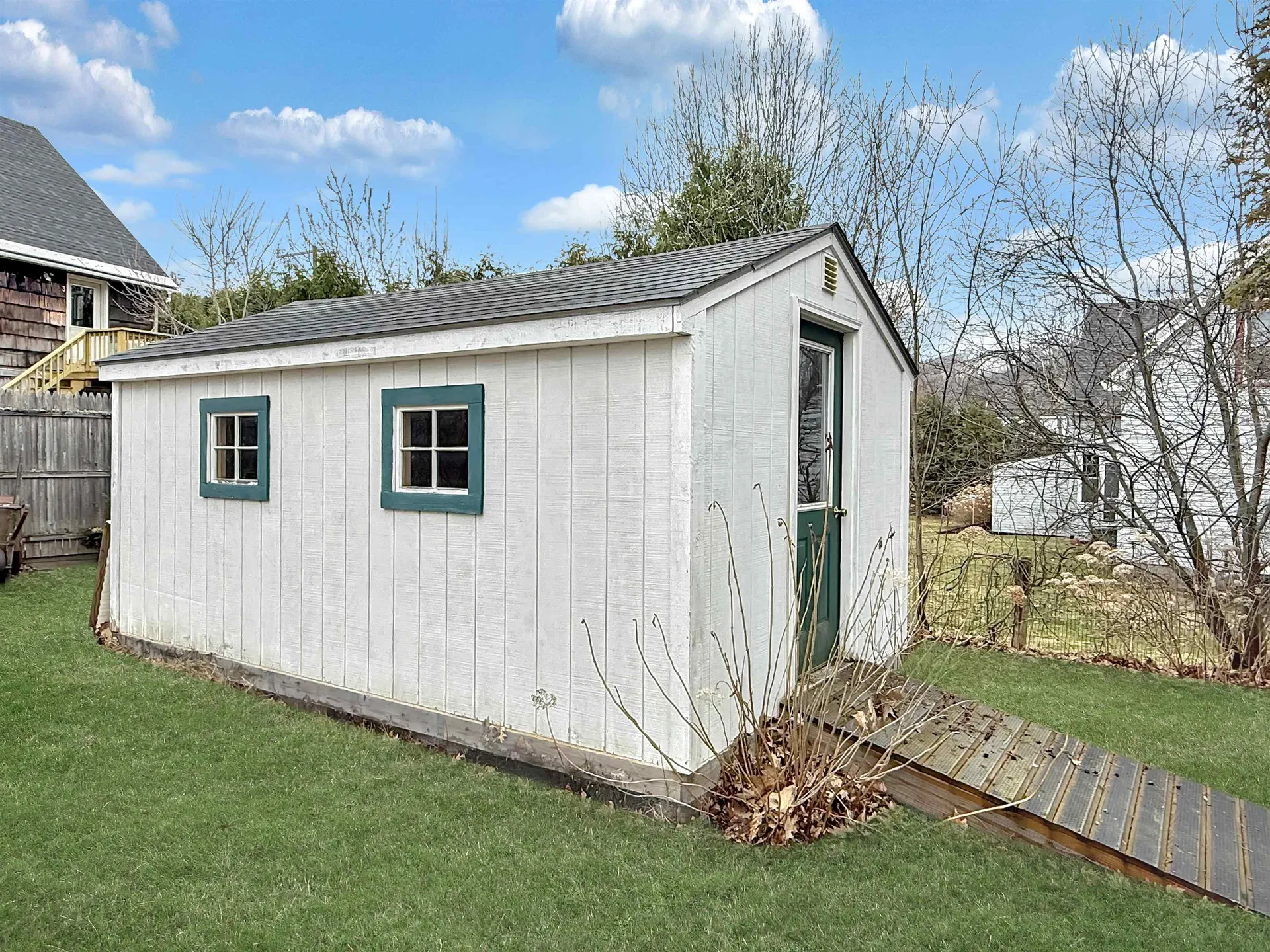 58 Pleasant Street Colebrook NH 03576