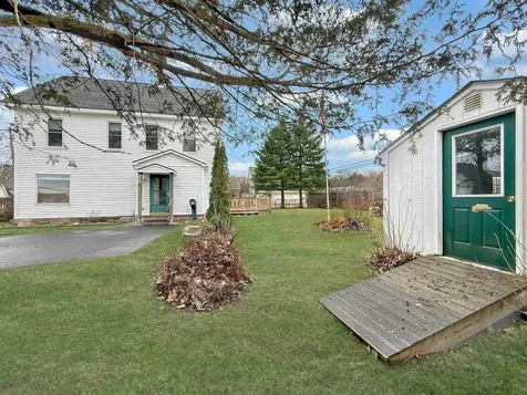 58 Pleasant Street Colebrook NH 03576