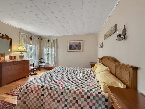 58 Pleasant Street Colebrook NH 03576