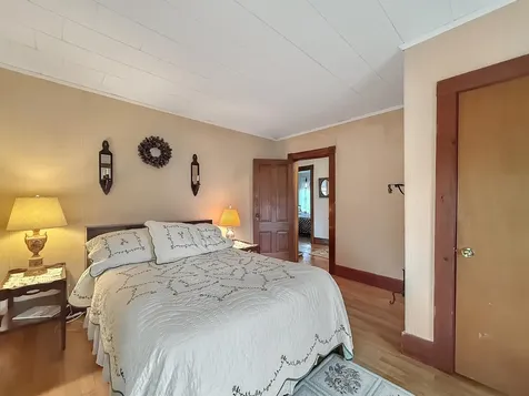 58 Pleasant Street Colebrook NH 03576