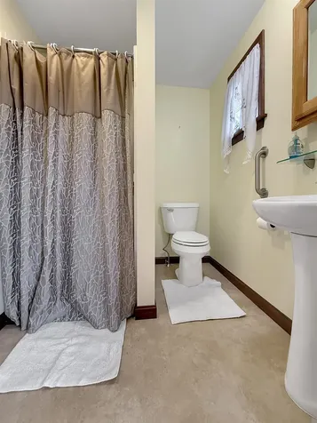 58 Pleasant Street Colebrook NH 03576
