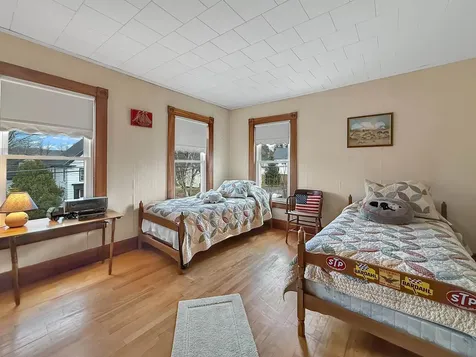 58 Pleasant Street Colebrook NH 03576