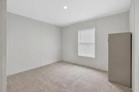 4 Elizabeth Drive Boscawen NH 03303