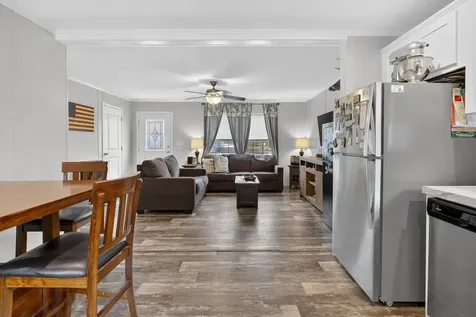 4 Elizabeth Drive Boscawen NH 03303