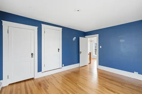 198 Linden Street Manchester NH 03104