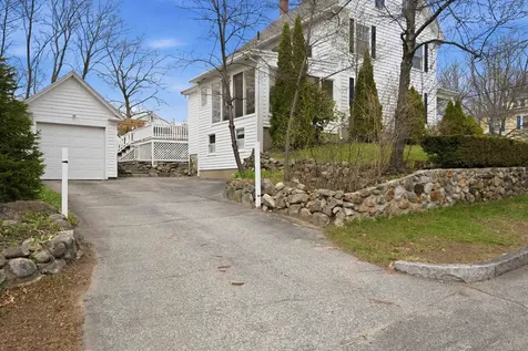198 Linden Street Manchester NH 03104