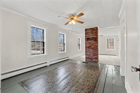 9 Railroad Avenue Newfields NH 03856