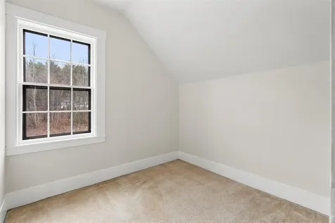 9 Railroad Avenue Newfields NH 03856