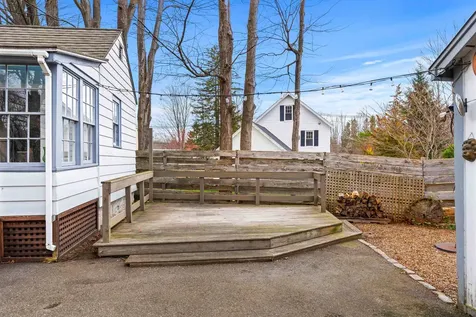 9 Railroad Avenue Newfields NH 03856